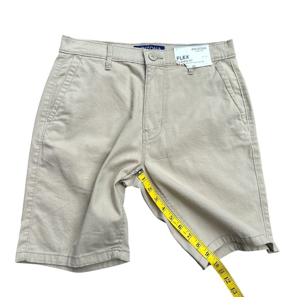 Arizona Jean Company Men's Beige Flex Classic Fit sport khaki Shorts - Picture 10 of 10